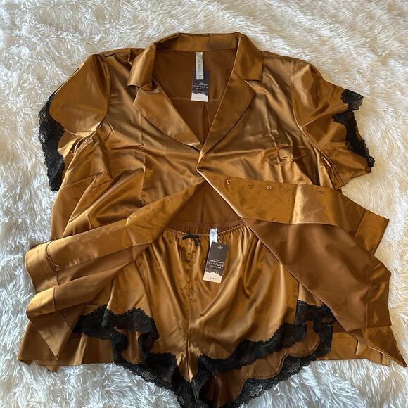 NWT Cacique Satin Pajama Set 26/28 • Bronze & Lace Trim 2-Piece Sleepwear Shorts - Picture 4 of 4